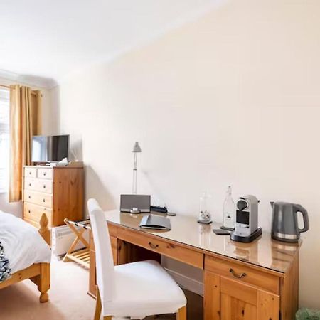 Room With Private Bath In Pontcanna Cardiff Exteriör bild